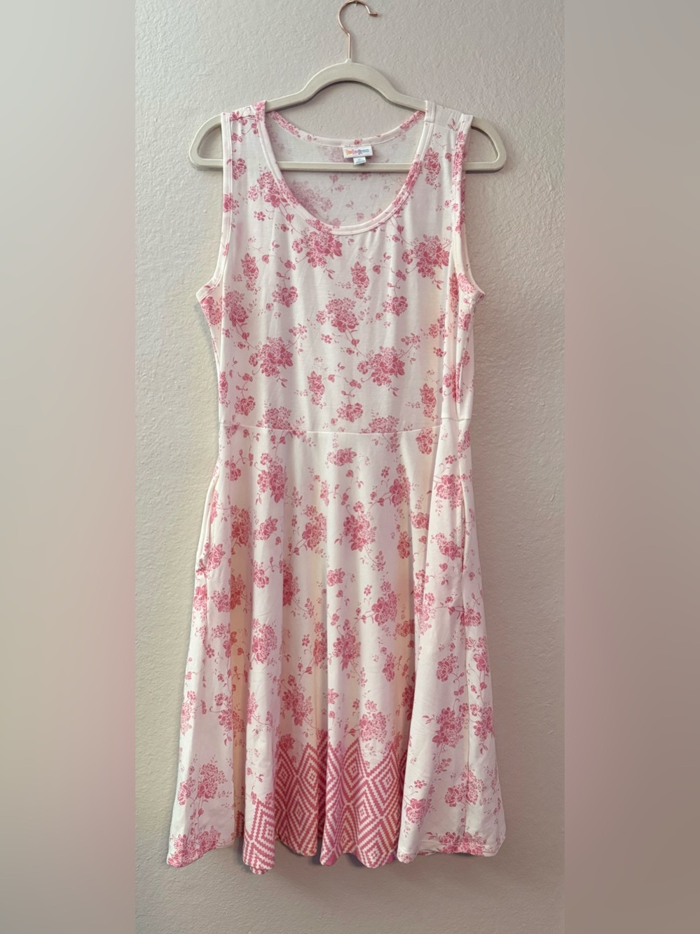 LuLaRoe Nicki Sleeveless Dress.